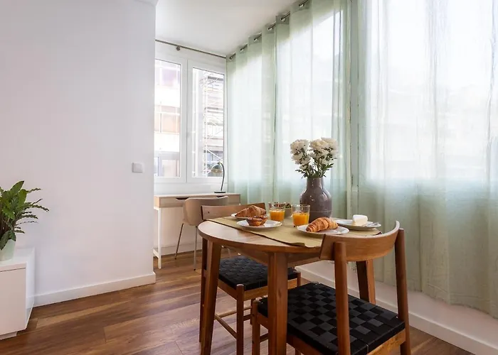 Modern T1 In Апартаменти Лісабон