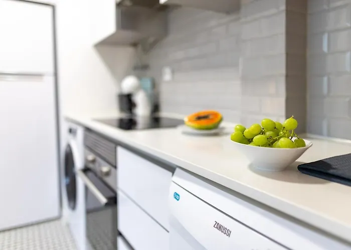 Апартаменти Modern T1 In