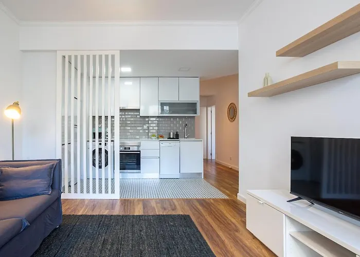 Modern T1 In Апартаменти Лісабон