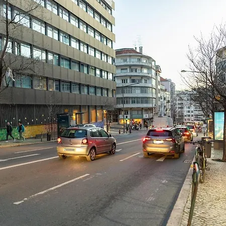 Modern T1 In Lisboa